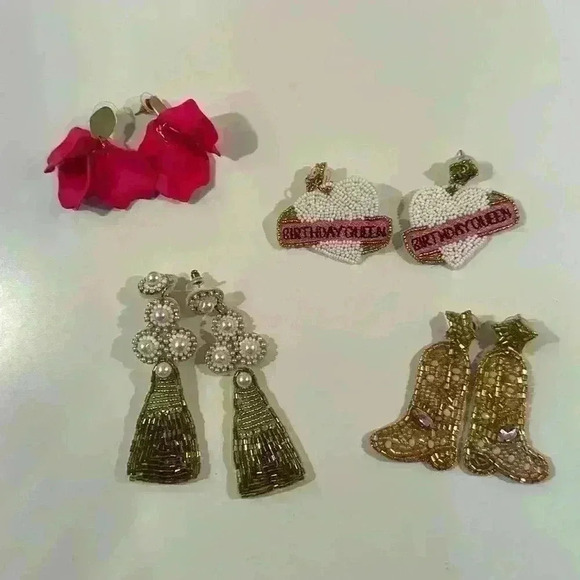 Francesca’s earrings bundle - Picture 1 of 1